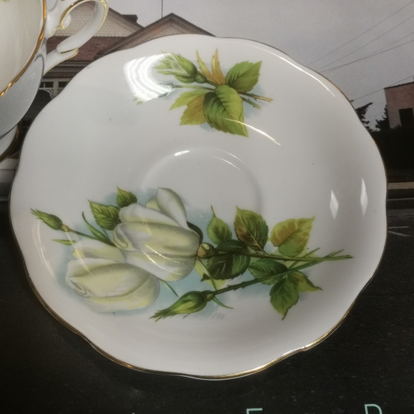 Royal Standard "Virgo" Light Blue Marble Glaze White Rose Cup and Saucer - Picture 6 of 8